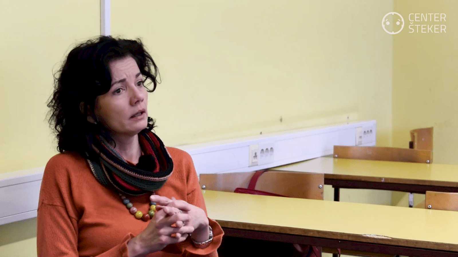 Starševski večer: Katja Košir o medvrstniškem nasilju na spletu