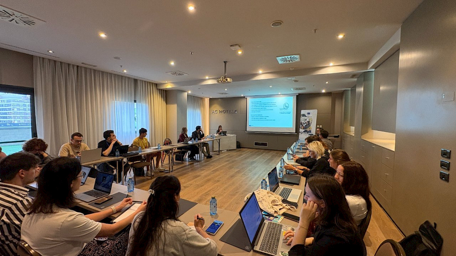 Projekt EU Digital Security and Social Media Lab